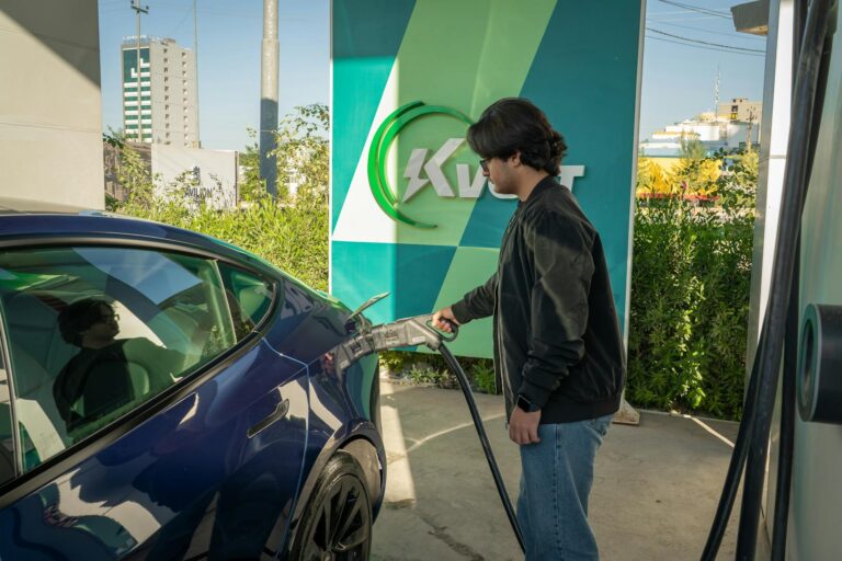Level 2 vs. DC Fast Charging: Which EV Charger Should You Install