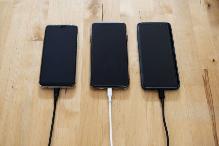 Is Wireless Charging Bad for Your Battery? Myths vs Facts - ChargingGearLab