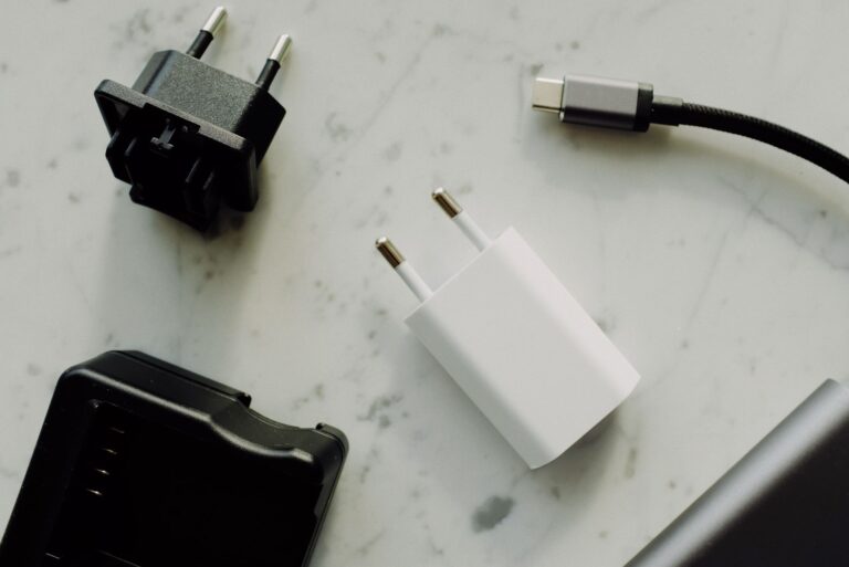 Ultimate Buyer’s Guide to Finding the Best Charging Gear for Your Needs - ChargingGearLab