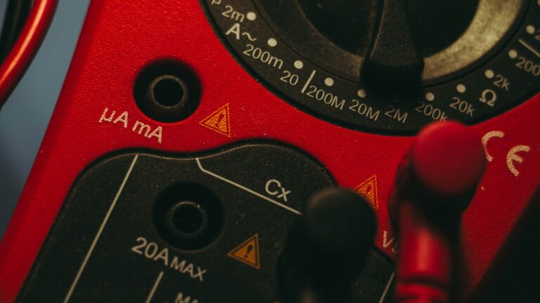 How to Choose the Right EV Charger for Your Home: Voltage and Amperage Guide - ChargingGearLab
